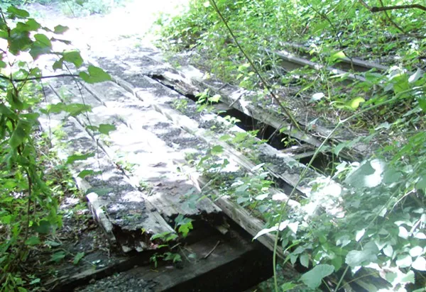 Scenes from Frazier Park: A forgotten trolley bridge...