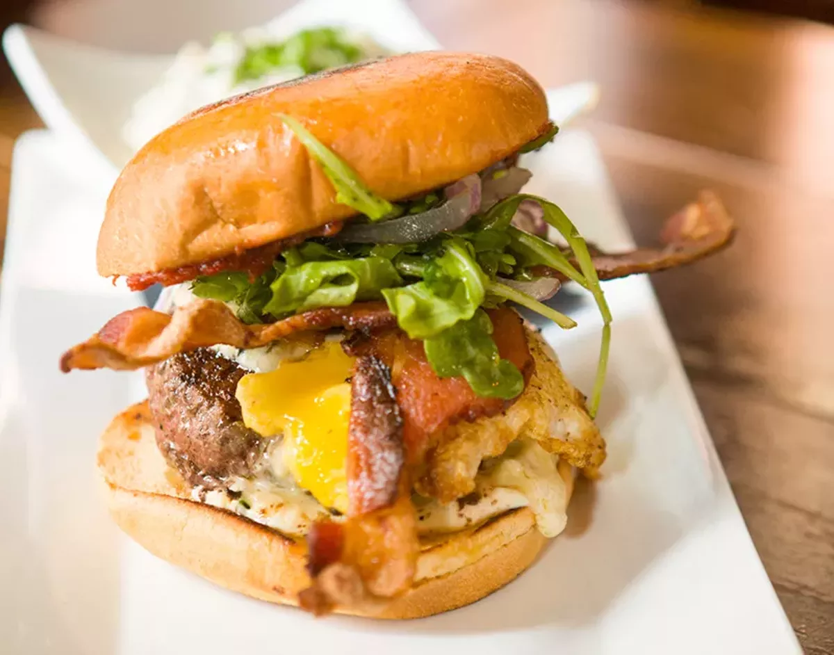 Between The Buns 26 Can'tMiss San Antonio Burgers Restaurants San