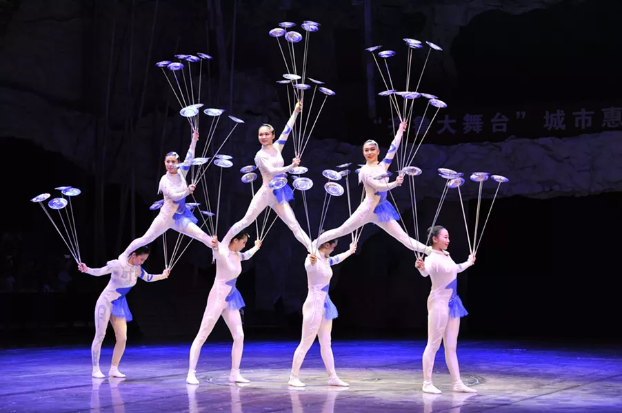 new chinese acrobats