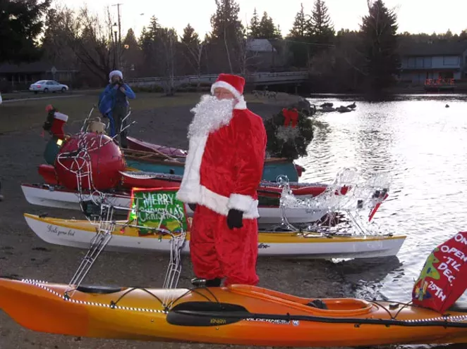 Holiday Lights Paddle Parade