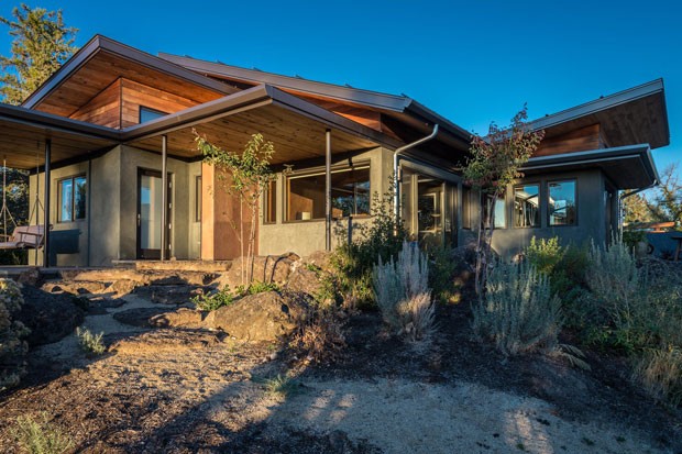 The exterior of the award-winning &quot;Desert Rain&quot; house designed by architect Al Tozer and built by &#10;Timberline Construction of Bend. - ROSS CHANDLER