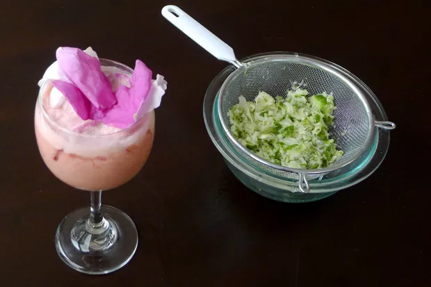 Did you know you don't have to use a juice squeezer to juice limes. Behold, the blender trick. - ARI LEVAUX
