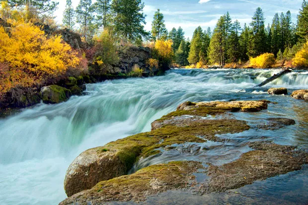 Dillon Falls on the Deschutes. - US FOREST SERVICE PACIFIC NORTHWEST REGION, FLICKR
