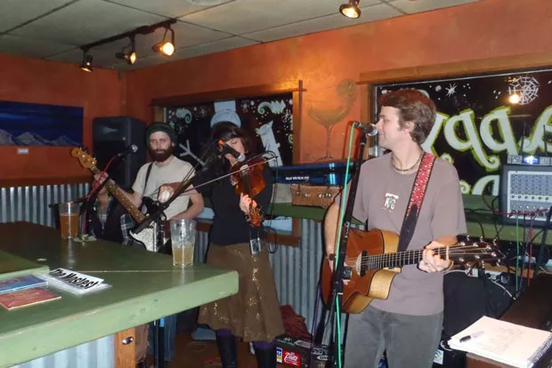 From left, Patrick Pearsall, Julie Southwell and Mark Ransom perform at Parrilla Grill in 2010. - LAUREL BRAUNS
