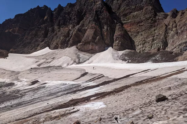 OGI was surprised to find that Crook Glacier on Broken Top is still technically active, but barely hanging in there. - AARON HARTZ