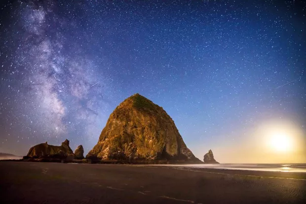 The Oregon coast is known for its beautiful sunsets and scenic driving routes. @bendphototours captured this photo of the Haystack rock formation on Cannon Beach! Share your photos with us and tag us @sourceweekly for a chance to be featured here and as the Instagram of the week in the Cascades Reader. Winners get a free print from @highdesertframeworks - @BENDPHOTOTOURS/INSTAGRAM