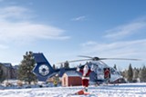 omd-santa-arrival-helicopter-waving-2019-shoemaker-10-600x400.jpg
