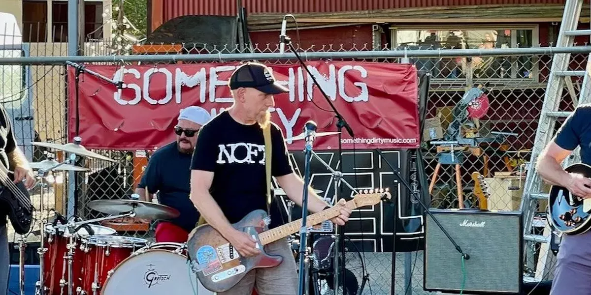Live Music with Something Dirty - Vimarsana News