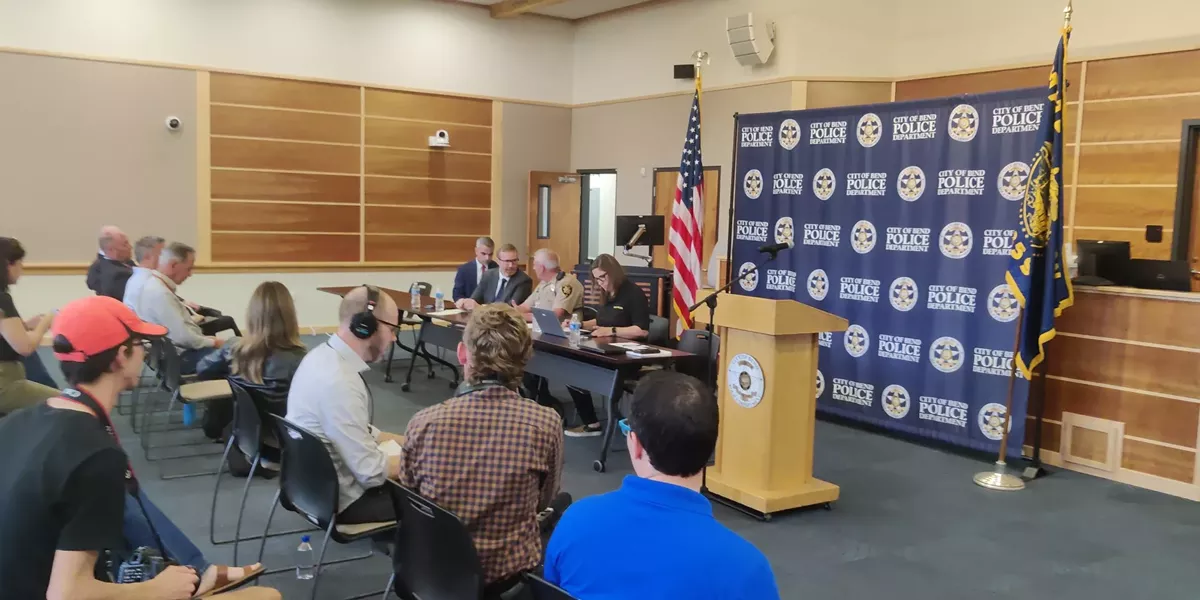 Victims and Gunman of Safeway Shooting Identified - Vimarsana News