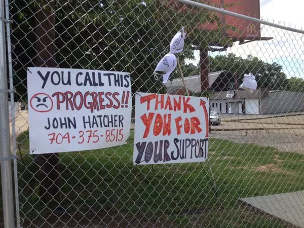 Beaver supporters have taken it upon themselves to decorate the fence.