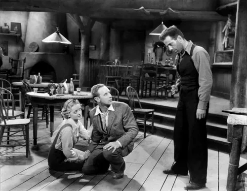 Bette Davis, Leslie Howard and Humphrey Bogart in The Petrified Forest (Photo: Warner Bros.)