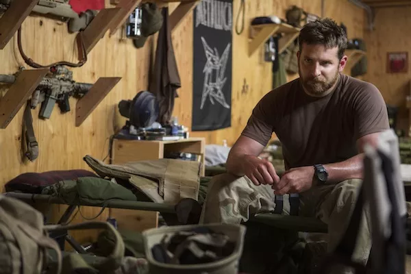 Bradley Cooper in American Sniper (Photo: Warner Bros.)