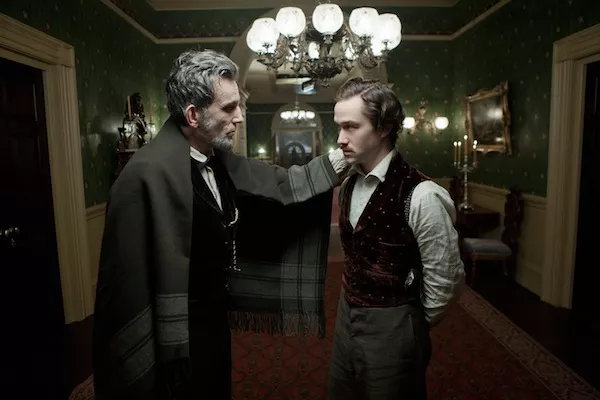 Daniel Day-Lewis and Joseph Gordon-Levitt in Lincoln (Photo: Disney)