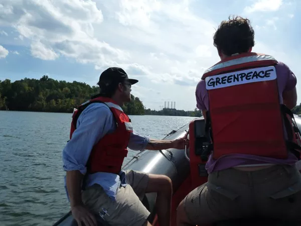 Greenpeaces boat approaching Duke Energys Riverbend coal plant