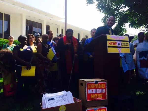 House Democratic leader Larry Hall addresses the crowd