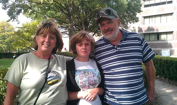 Jennifer, Rachel (19), and Steve Warren