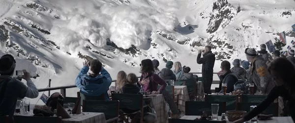 Johannes Bah Kuhnke (second from left) and Lisa Loven Kongsli in Force Majeure (Photo: Magnolia)