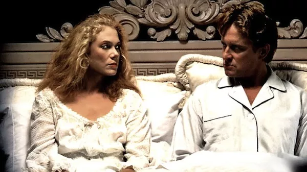 Kathleen Turner and Michael Douglas in The War of the Roses (Photo: Fox)