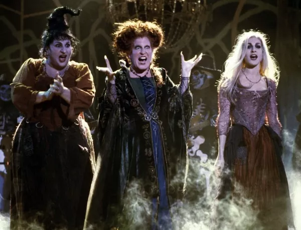 Kathy Najimy, Bette Midler and Sarah Jessica Parker in Hocus Pocus (Photo: Disney)