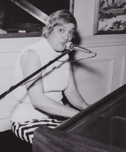 Kelly performing at the Charlotte Country Club in the 70s