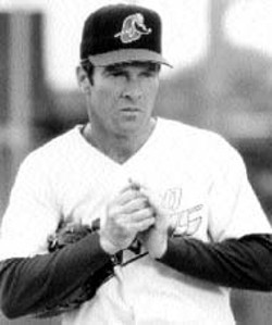 MAKING THE PITCH  Dennis Quaid swings - for the majors in The Rookie