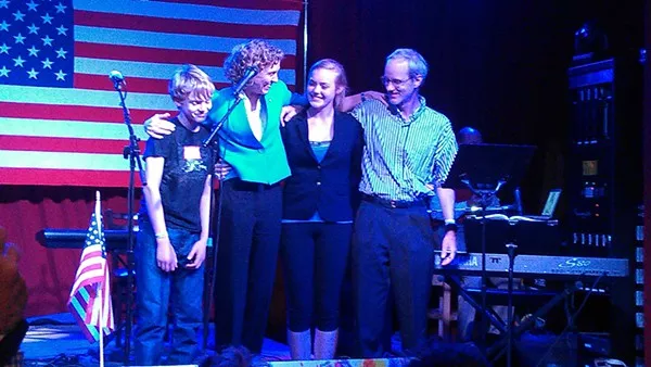 Roberts joins her family on stage