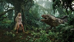 WETA DIGITAL / UNIVERSAL - THE LOST WORLD Ann Darrow (Naomi Watts) meets one of the Skull Island residents in King Kong.