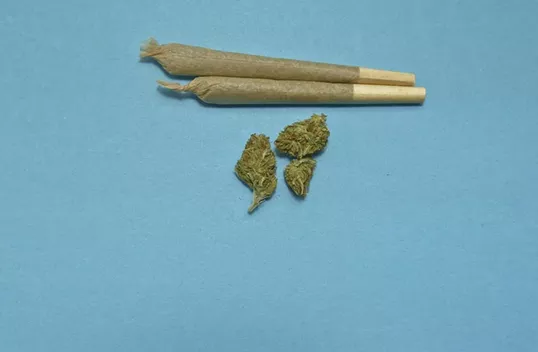 marijuana-2248066_1280.jpg