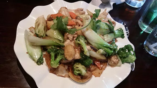 Chow Fun dish at iPho. (Photo by Anita Overcash)