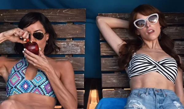 Aubrey Plaza and Anna Kendrick in Mike and Dave Need Wedding Dates (Photo: Fox)