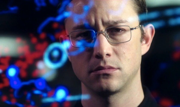 Joseph Gordon-Levitt in Snowden (Photo: Universal & Open Road)