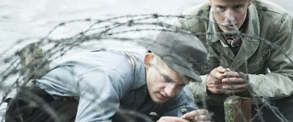 Oskar Bökelmann and Louis Hofmann in Land of Mine (Photo: Sony Classics)
