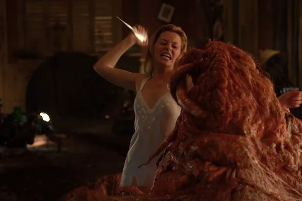 Elizabeth Banks in Slither (Photo: Shout! Factory)