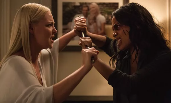 Katherine Heigl and Rosario Dawson in Unforgettable (Photo: Warner Bros.)