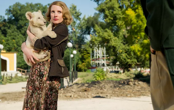Jessica Chastain in The Zookeeper’s Wife (Photo: Universal)