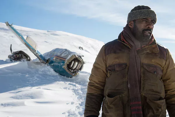 Idris Elba in The Mountain Between Us (Photo: Fox)