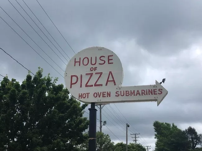 houseofpizza2.jpg