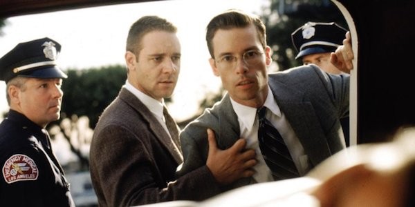 Russell Crowe and Guy Pearce in L.A. Confidential (Photo: Warner)