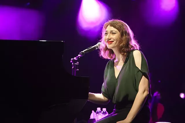 lesbian regina spektor Lesbian regina spektor