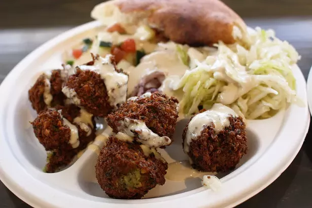 falafel_plate.jpg