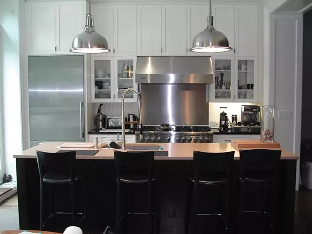 A custom kitchen design and renovation by WCW Kitchens.