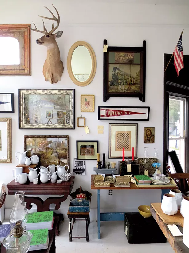Kabinett & Kammer is a contemporary curiosity shop in Andes.