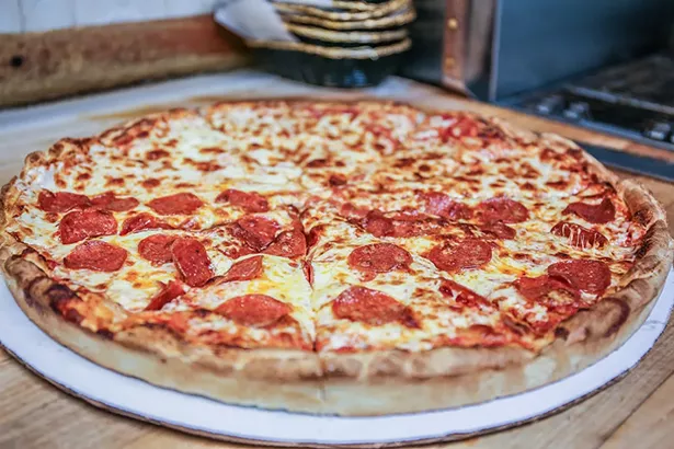 lunch_slice_pizza_hudson_valley.jpeg