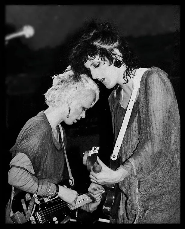 Pat Place and Cynthia Sley of Bush Tetras in 1981. - LISA GENET
