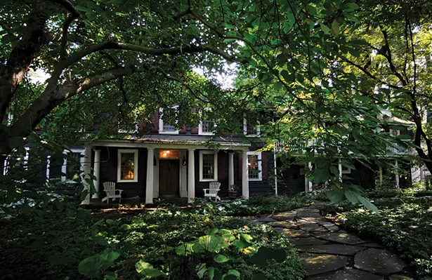 The rear yard at Buttermilk Inn