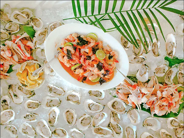 Courtesy of Lil' Deb's Oasis - CHELLISE MICHAEL PHOTOGRAPHY