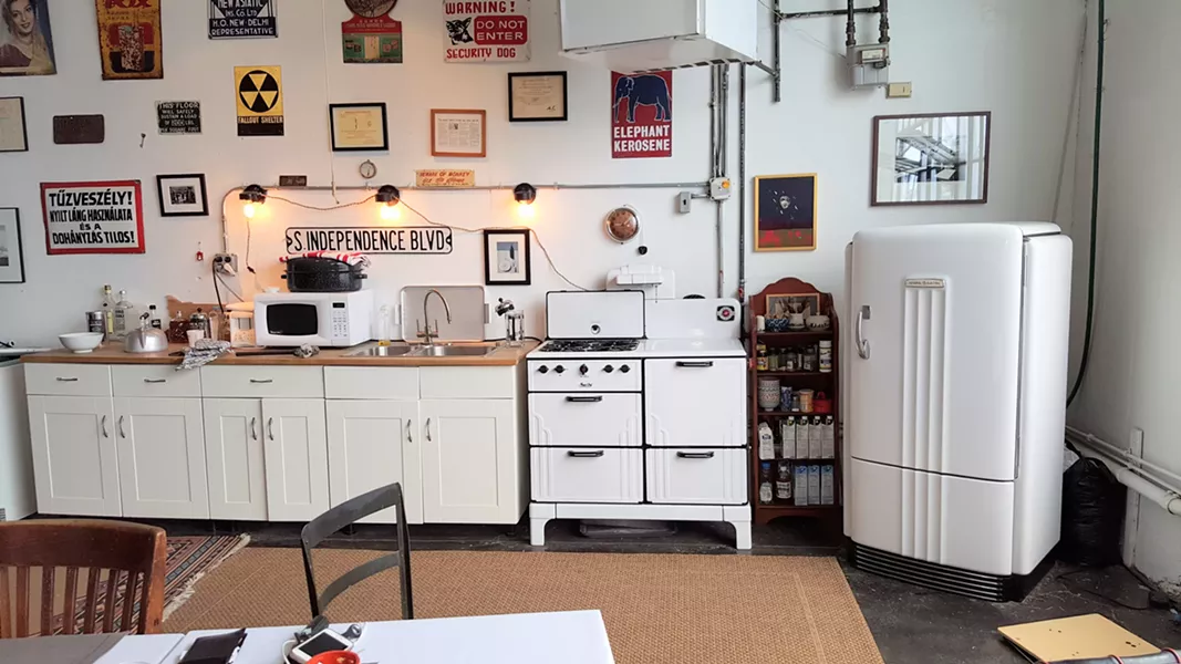 A restored Magic Chef stove. - IMAGES COURTESY OF BELGROVE APPLIANCE INC.