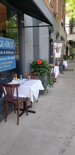 Socially distanced tables on the sidewalk in Rhinebeck.