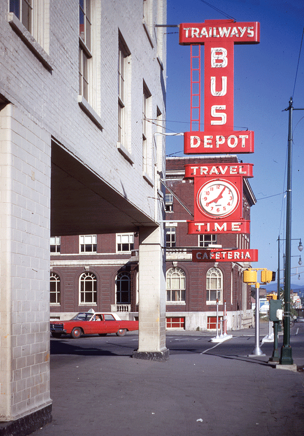 GENE DAUNER