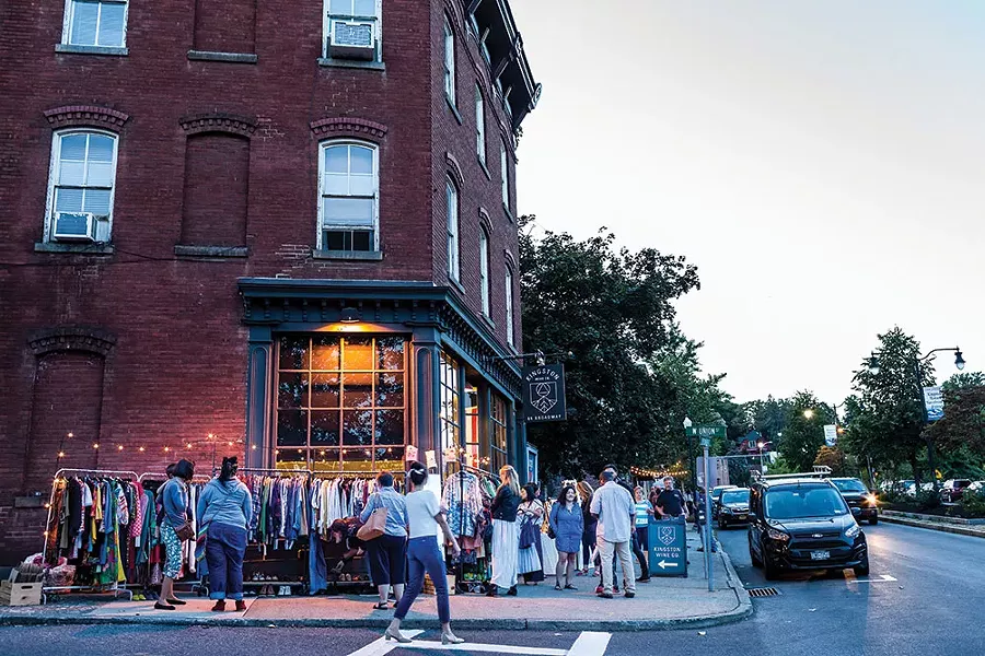 The Monthly Kingston Night Market in the Roundout - FRANCO VOGT